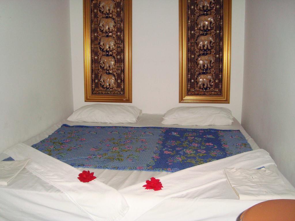 Regent Silom Hotell Bangkok Eksteriør bilde